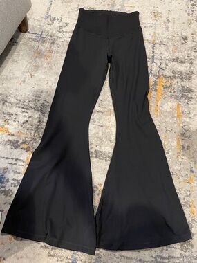 aerie Black High-Rise Flare Leggings